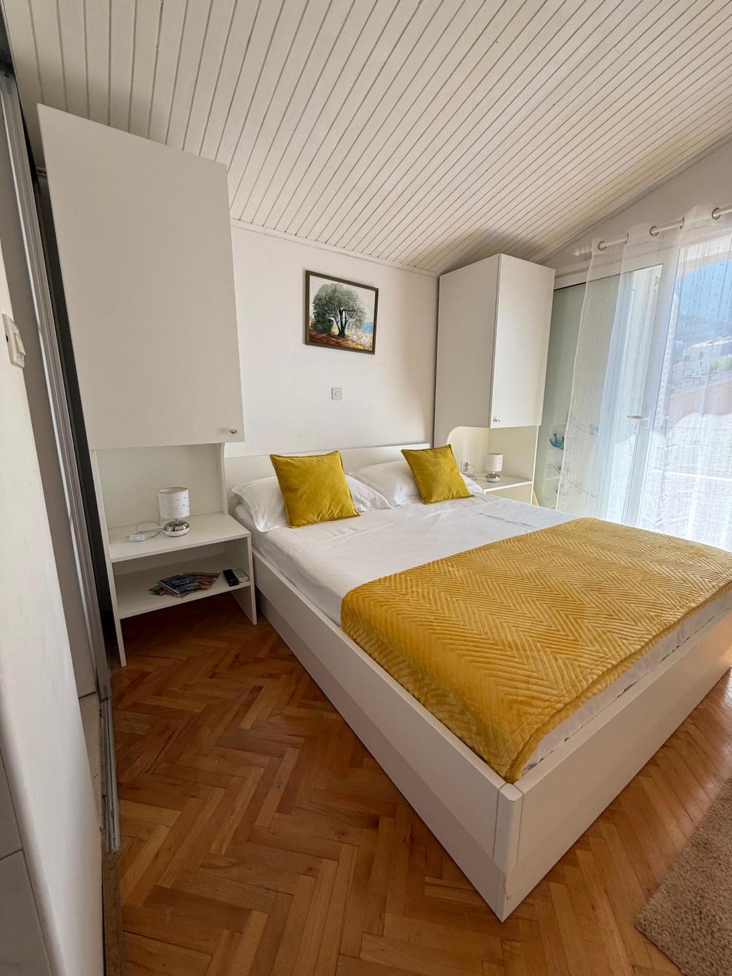 Apartment Olga 2 Makarska